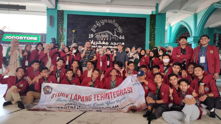 Laboraturium Ekonomi Syariah Mengadakan Studi Lapang Terintegrasi (SLT) Ke Yogyakarta